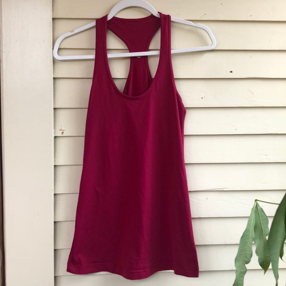 Lululemon tank top (bright maroon/red)